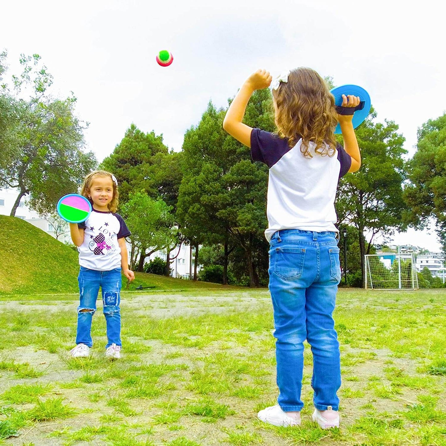 Catch Ball Tennis