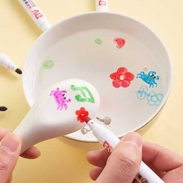 Acrylic Hoating Pen 12 colors